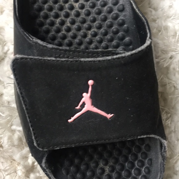 Jordan Sliders - Picture 4 of 4